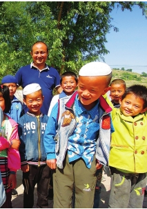 真爱是教育的别名——记临夏东乡县坪庄乡大坡村小学乡村教师马福元