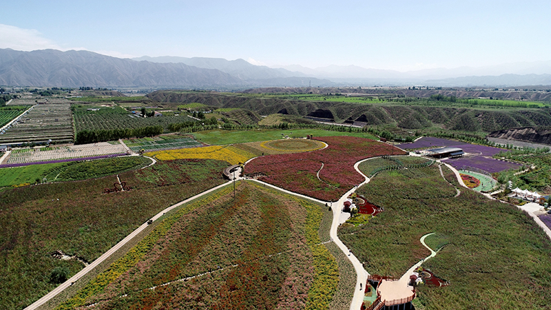 凯发k8白银：美丽乡村提“颜值 ” 富了百姓奔小康